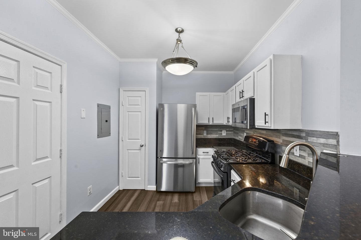 1708 Lake Shore Crest Drive #23 photo 10