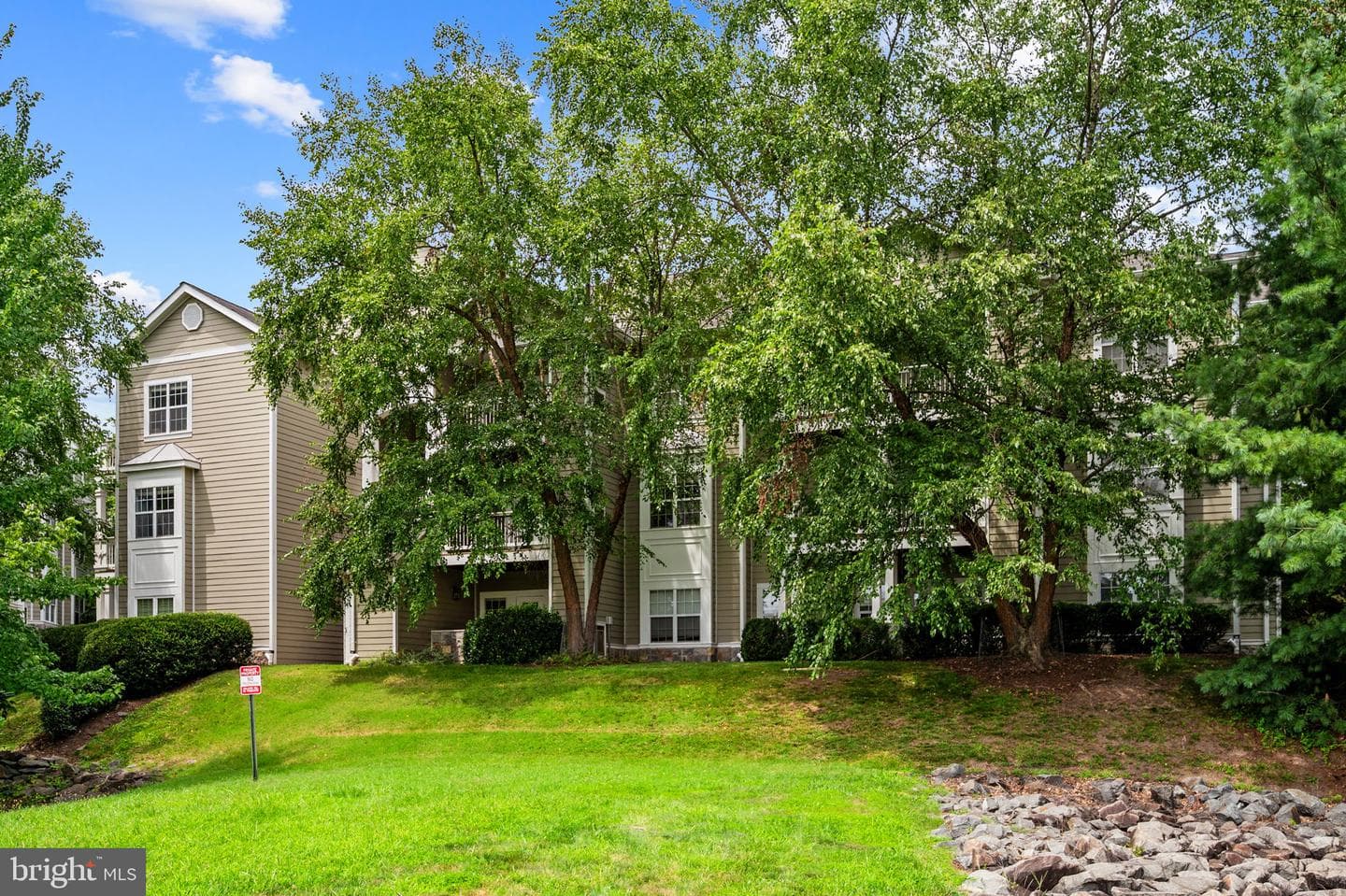 1708 Lake Shore Crest Drive #23 photo 32
