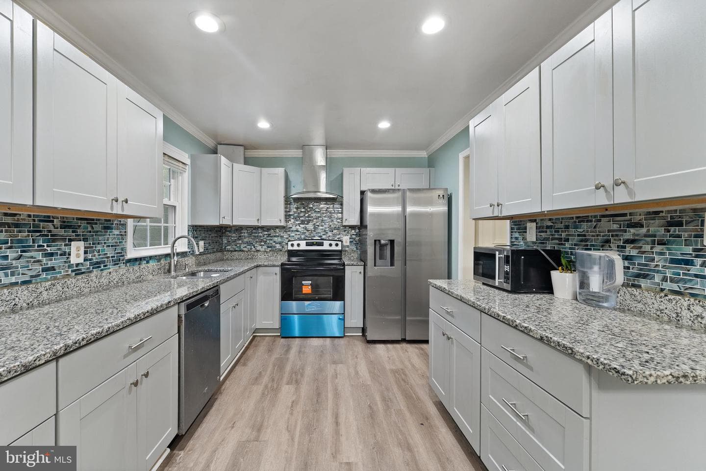7925 Pebble Brook Court photo 10