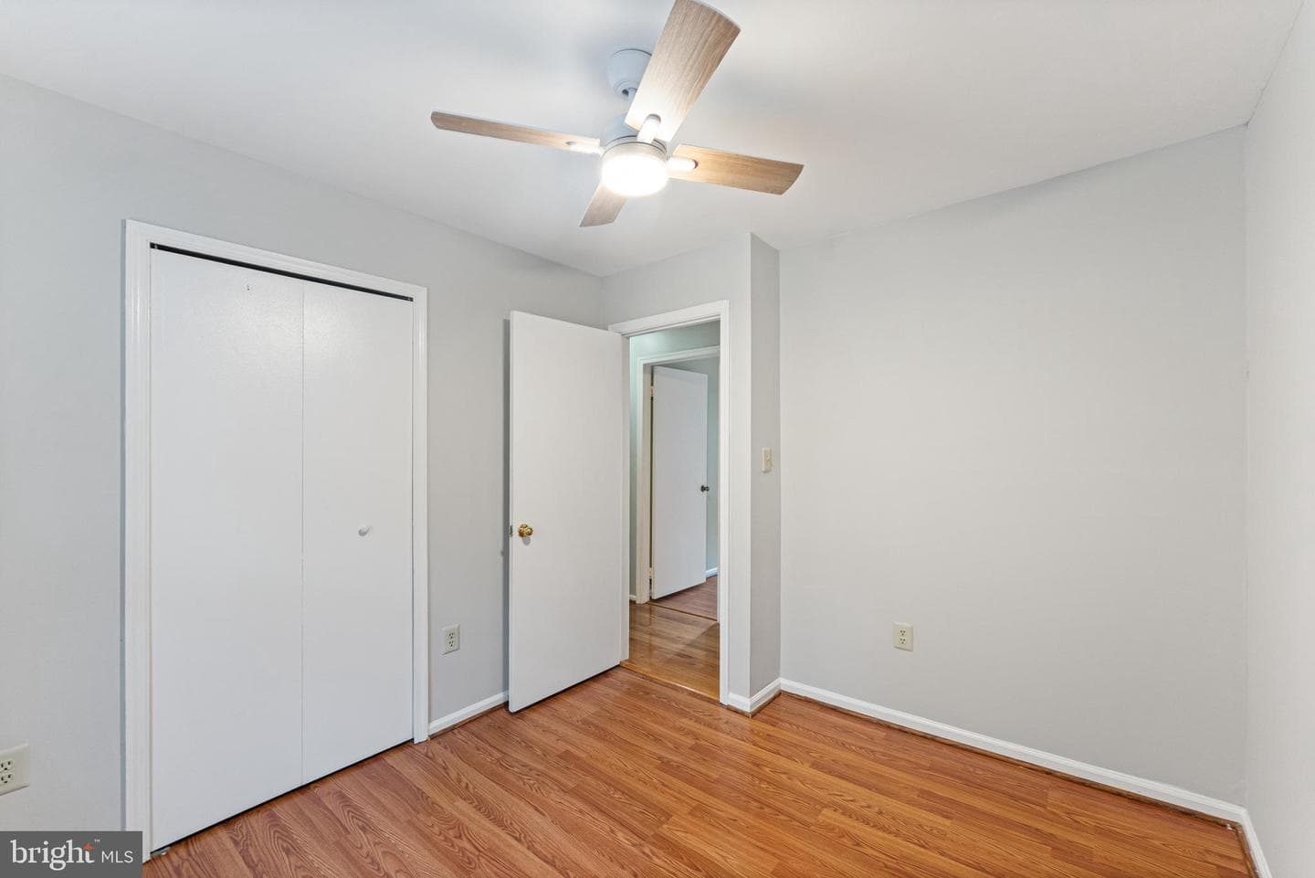 7925 Pebble Brook Court photo 16