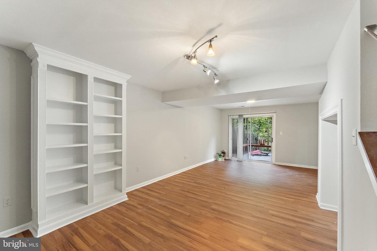 7925 Pebble Brook Court photo 28