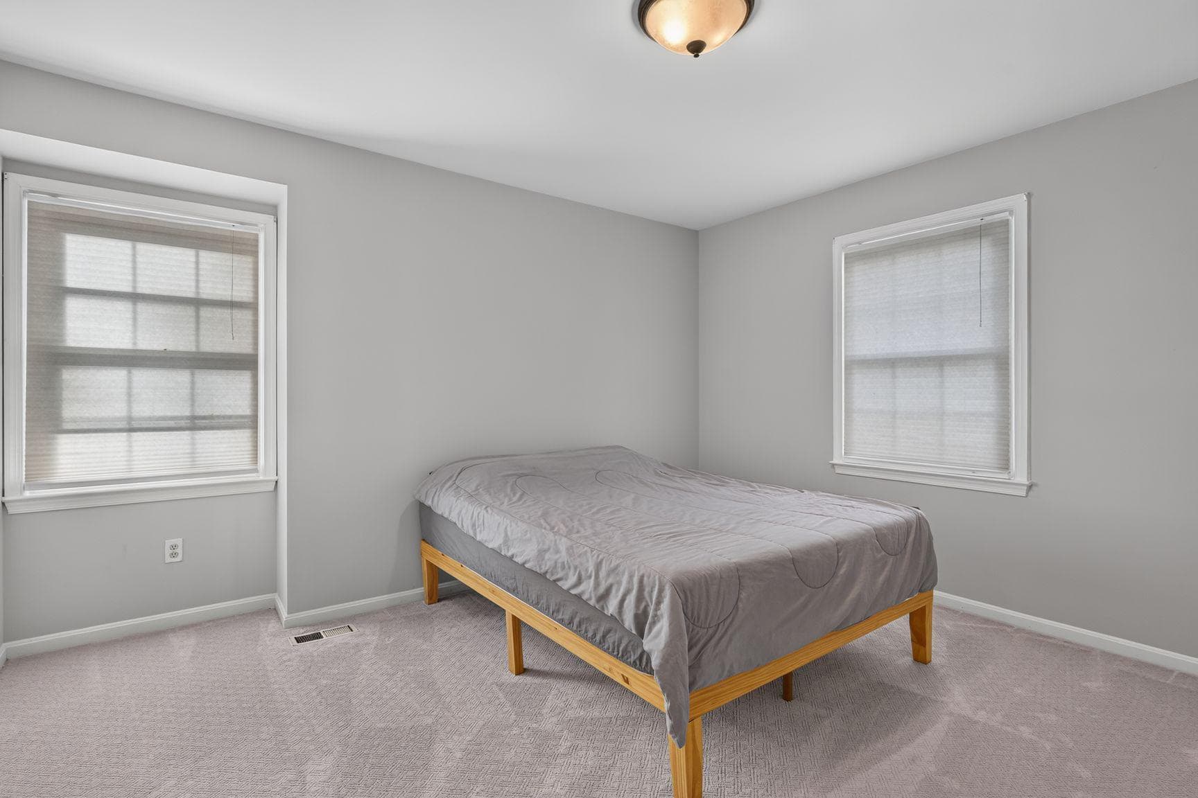8000 Woodcroft Court photo 21