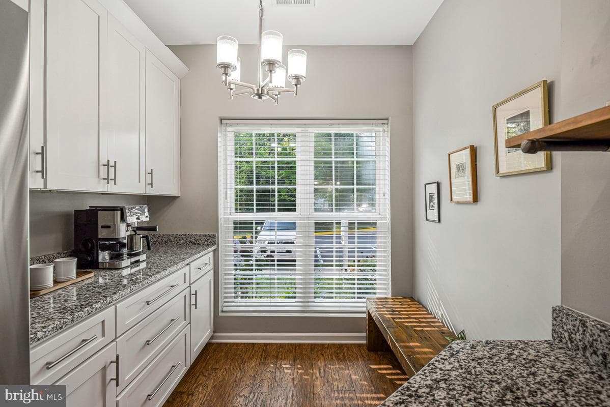 7108 Westfield Court photo 8