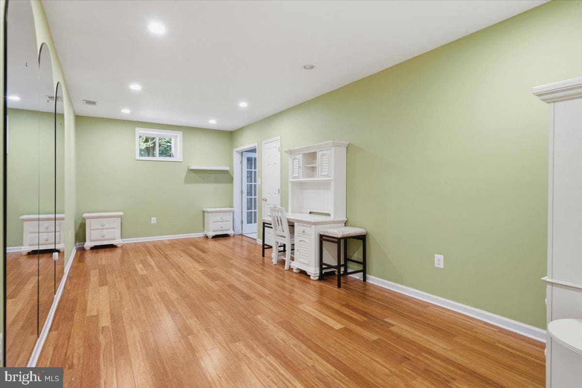 5803 Hall Street photo 63