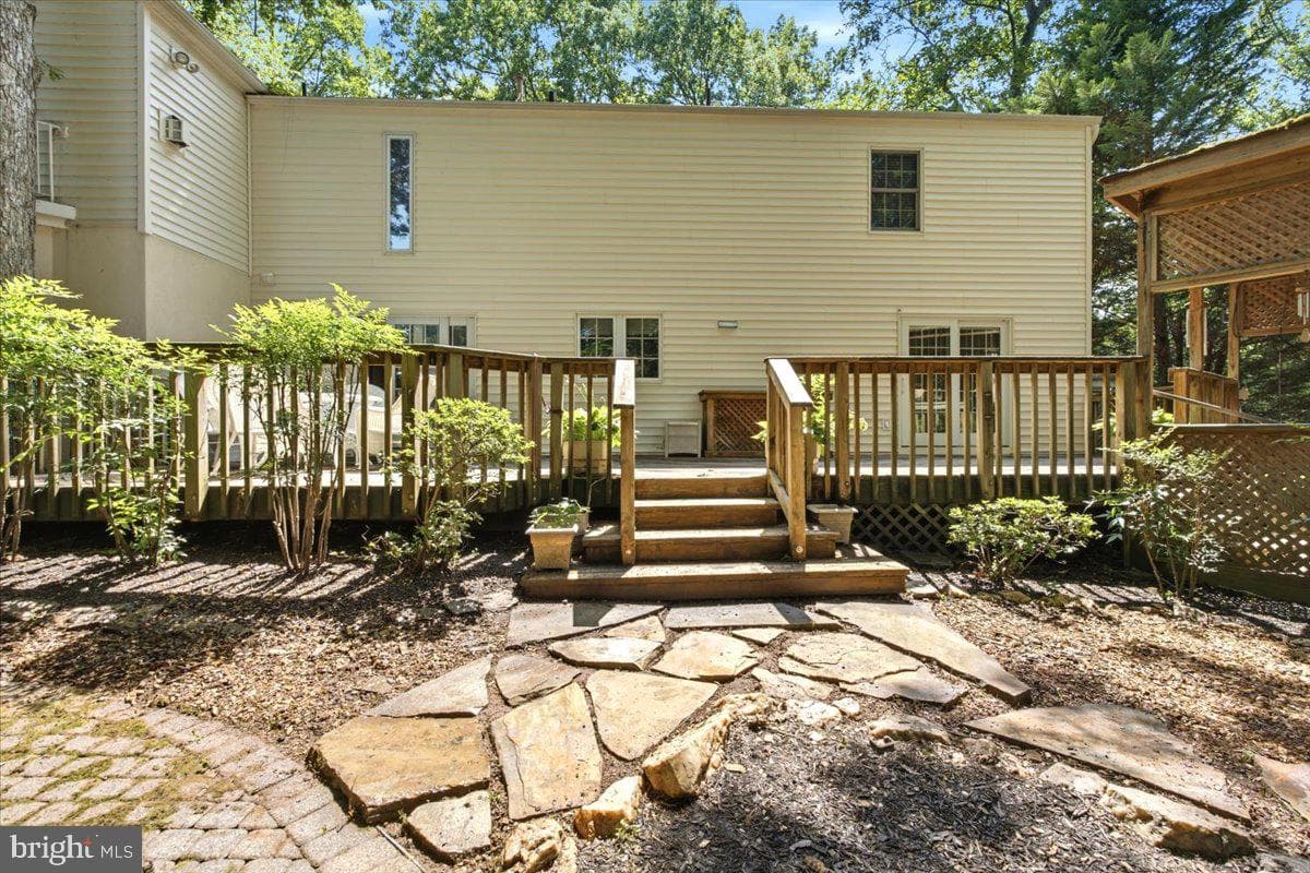 5803 Hall Street photo 69