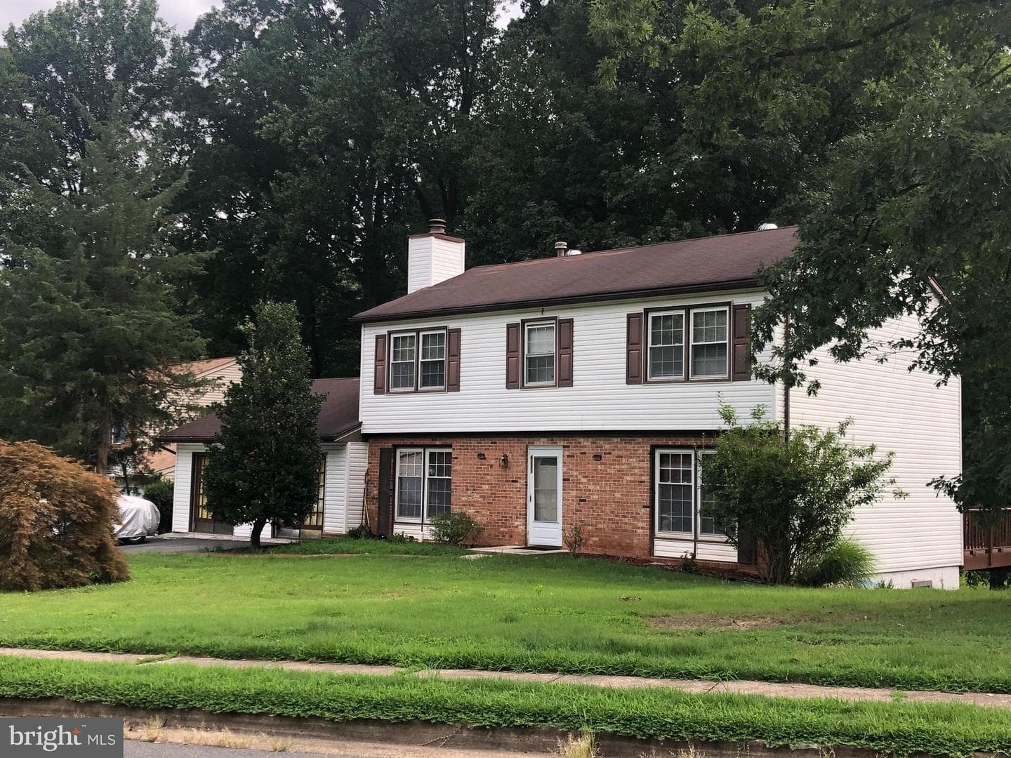 6221 Garretson
