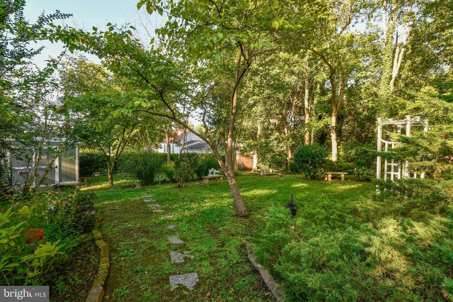 310 Southampton Street photo 35