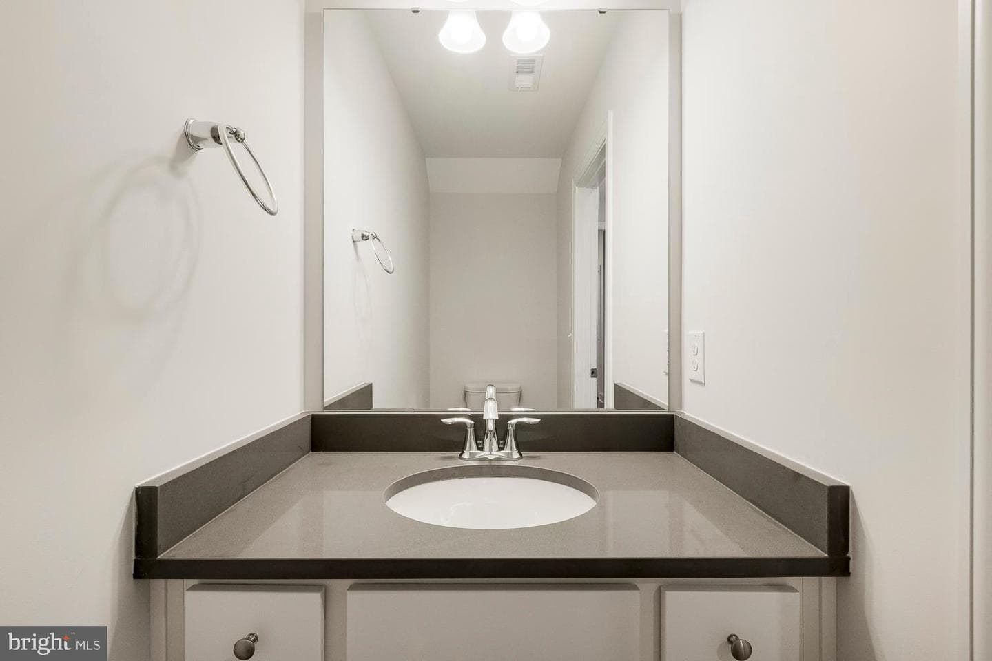 3947 Jett Court photo 7