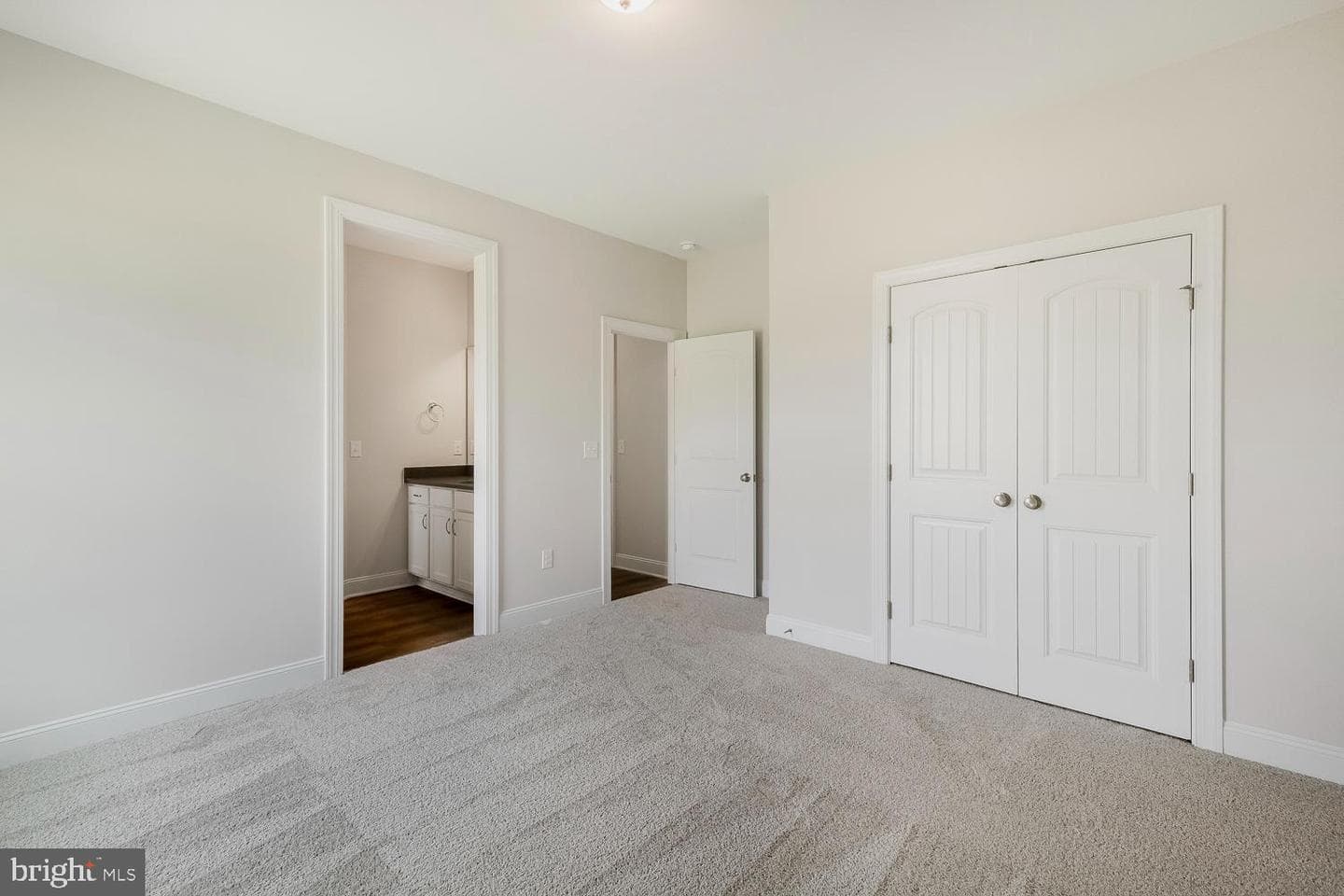 3947 Jett Court photo 9