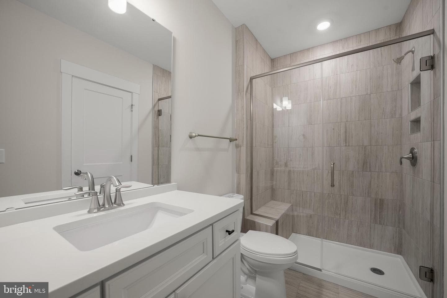 3917 Jett Court photo 9