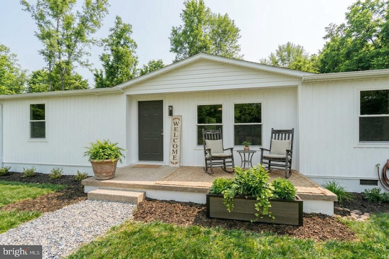3662 Whitehall Road photo 3