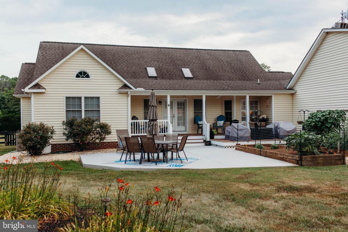 6919 Fredericksburg Road photo 12