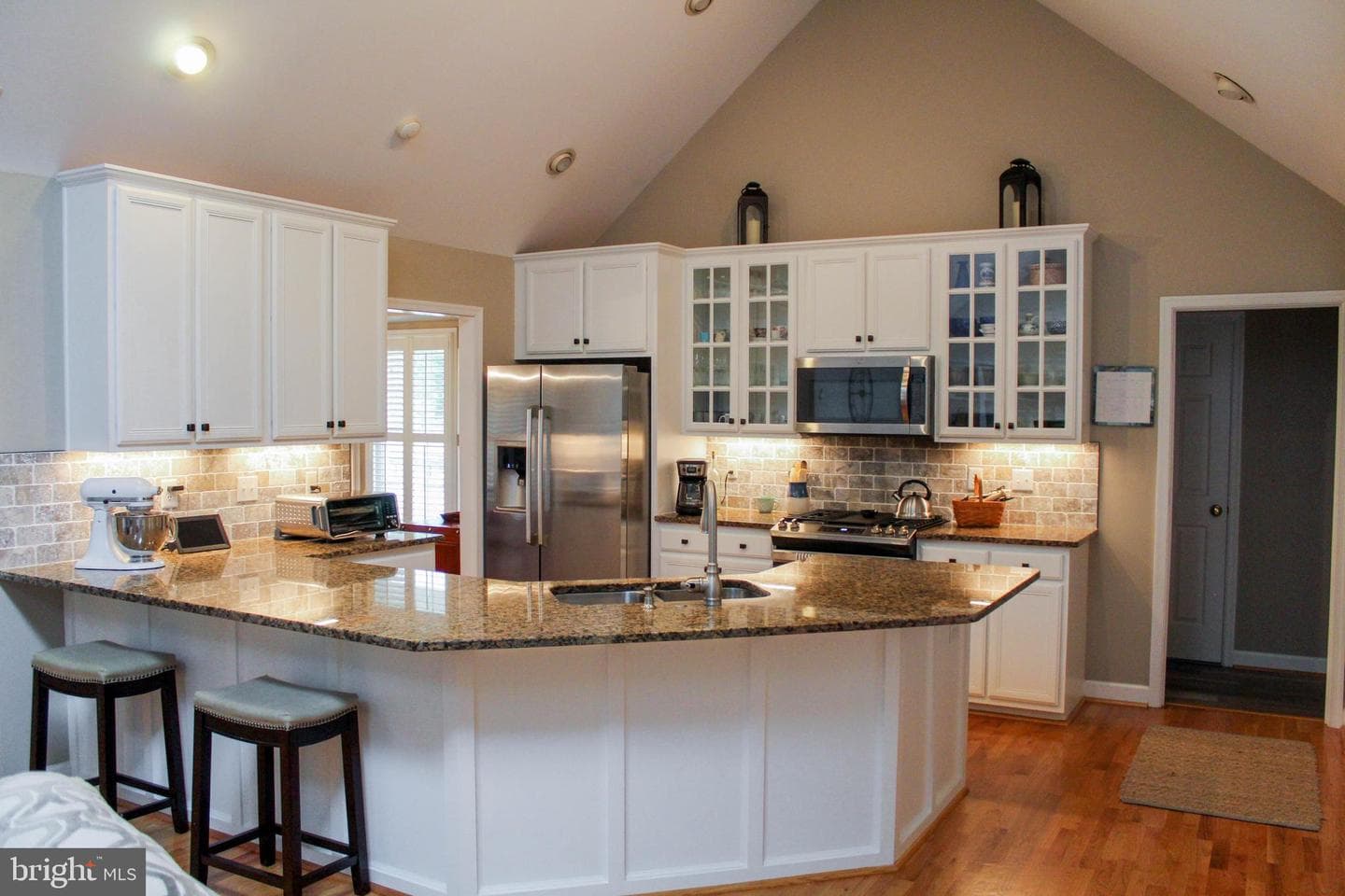 6919 Fredericksburg Road photo 16