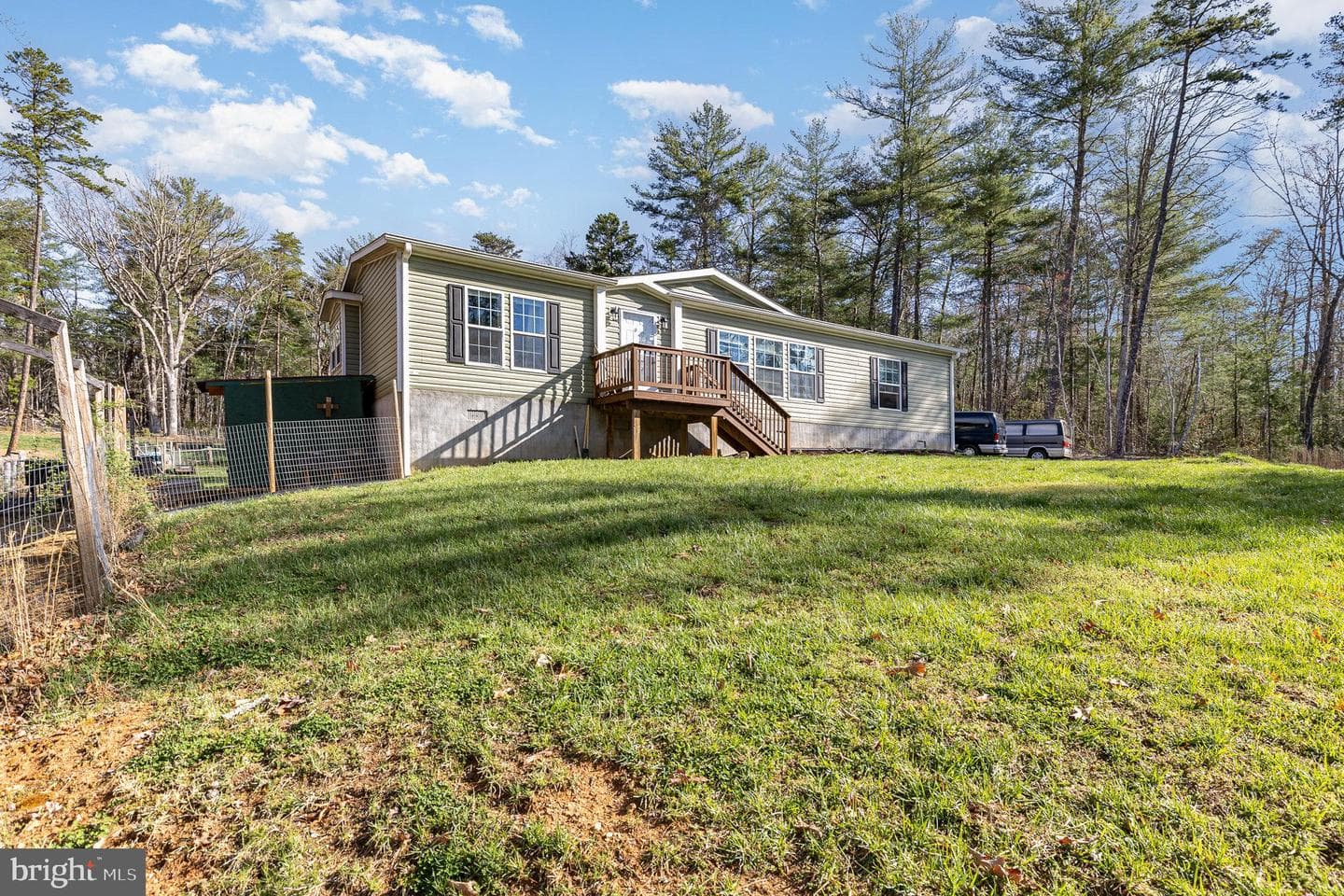 14569 Dyke Rd photo 3