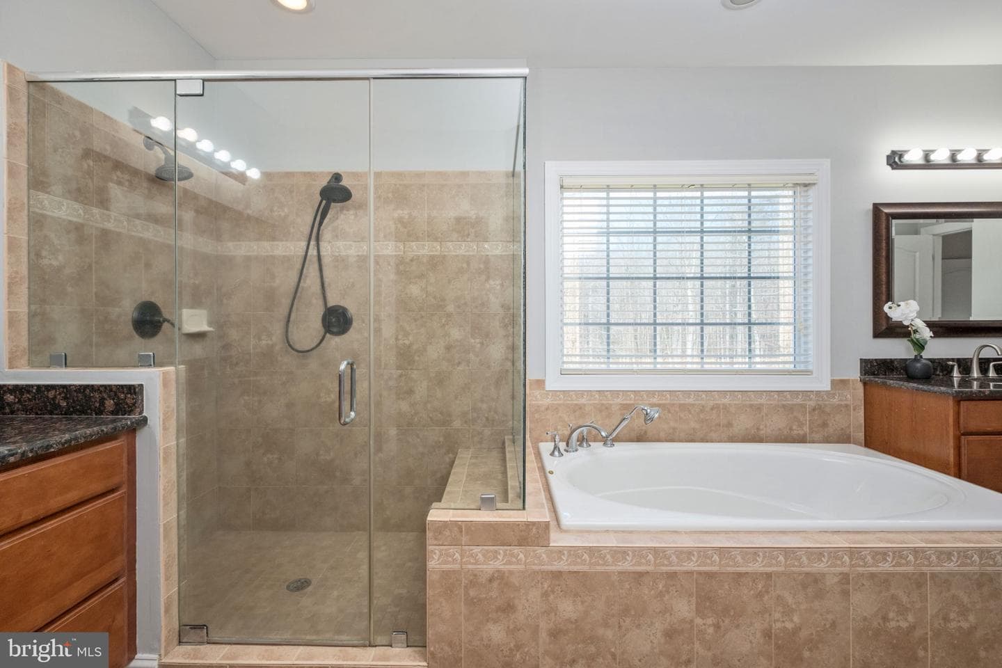 909 Hancock Drive photo 32