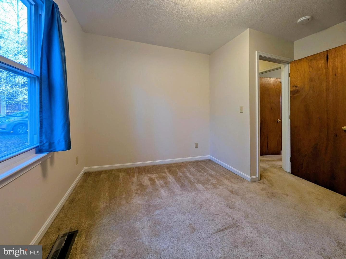 271 Rambling Road photo 16