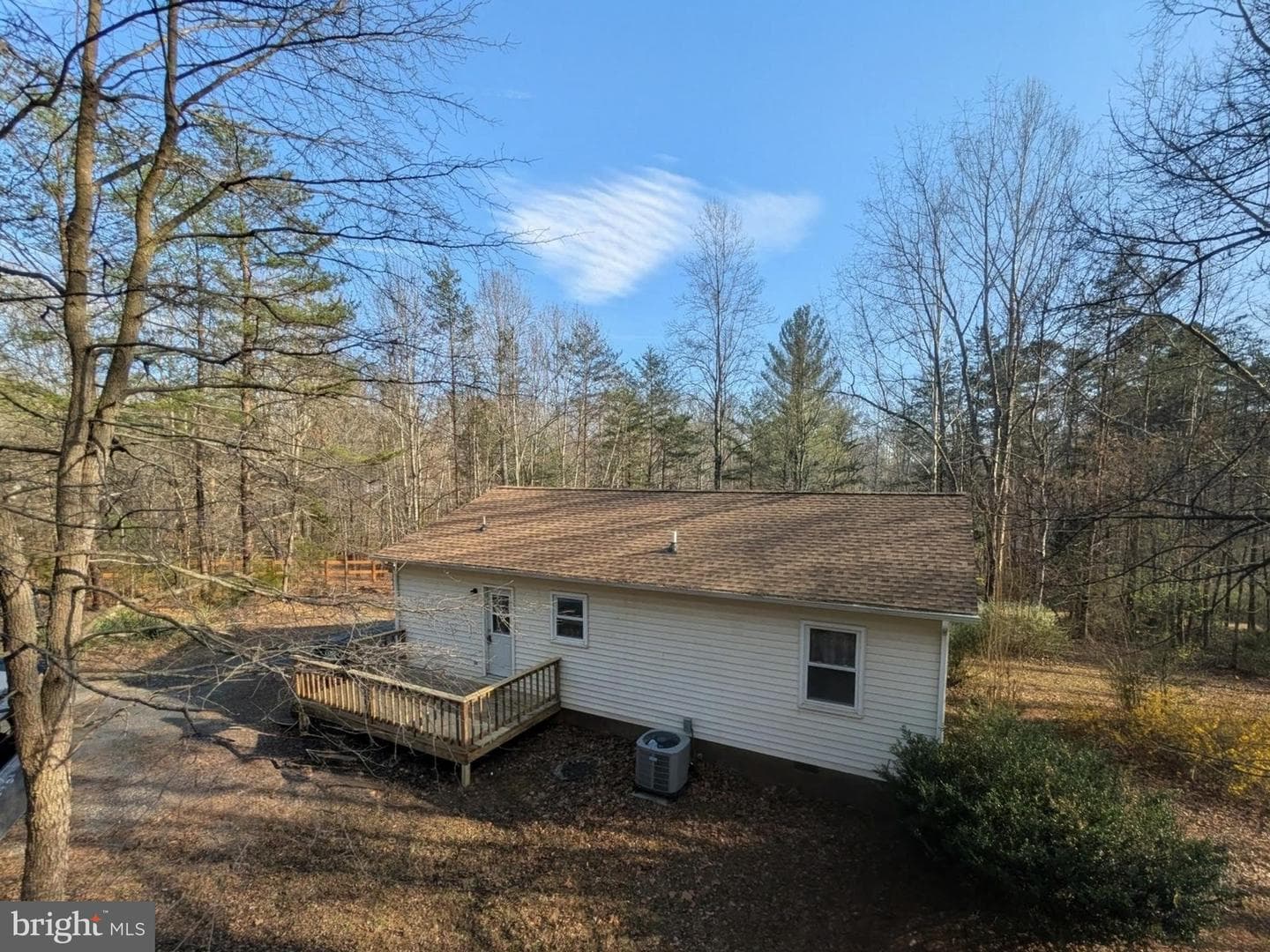271 Rambling Road photo 3