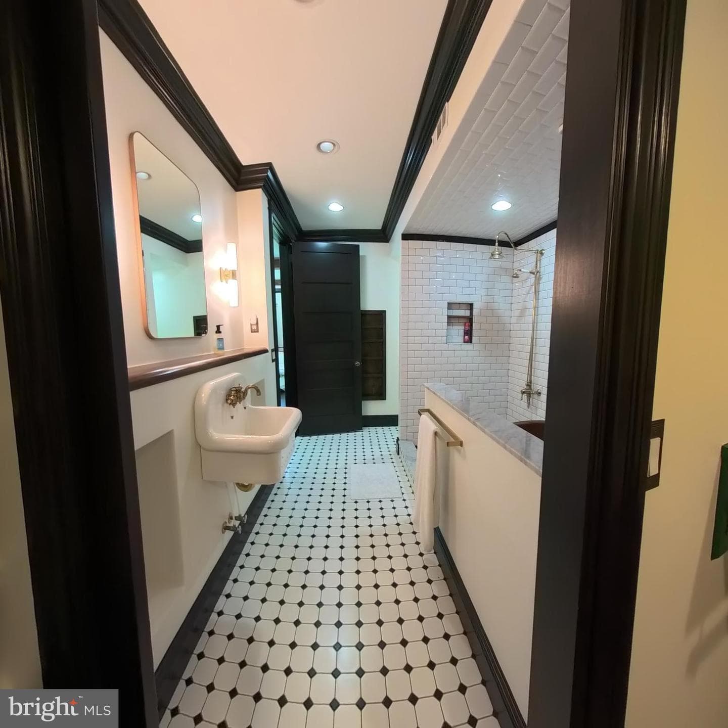 1225 Middle River Road photo 81