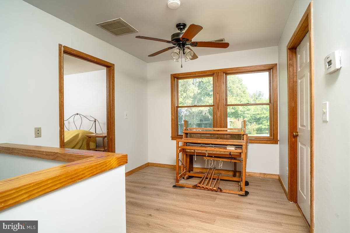 6070 Fredericksburg Road photo 27