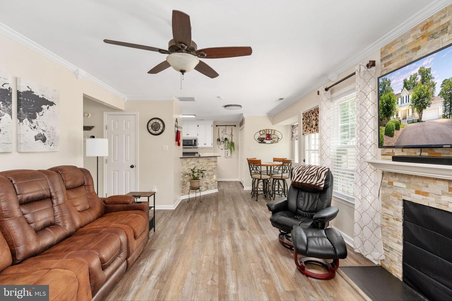 18 Oak Terrace Drive photo 15
