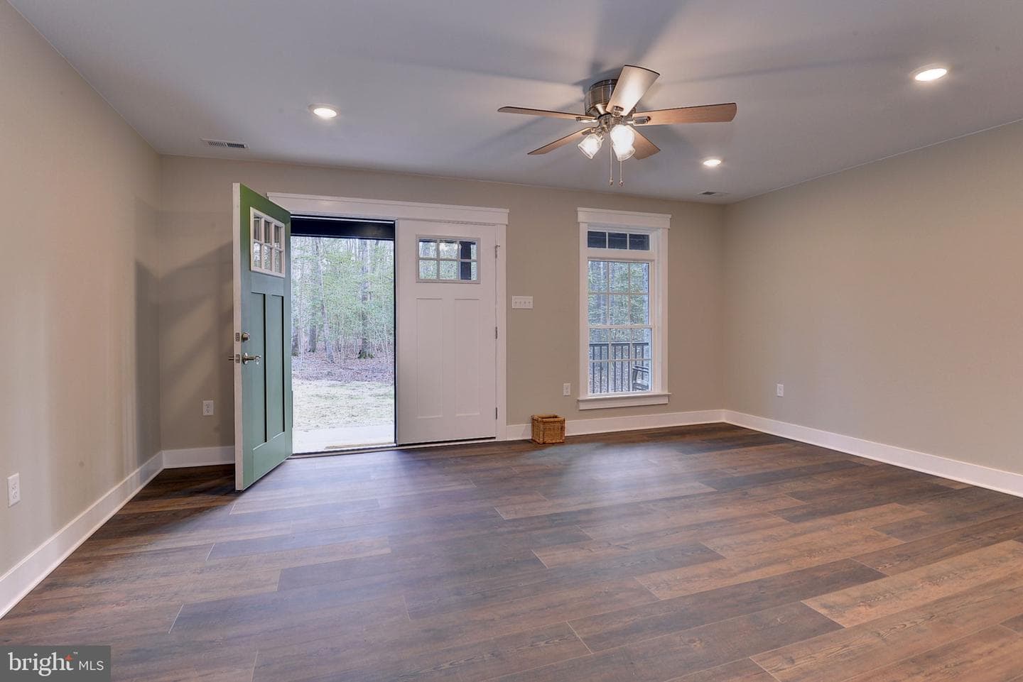 6551 Beaverdam Lane photo 7