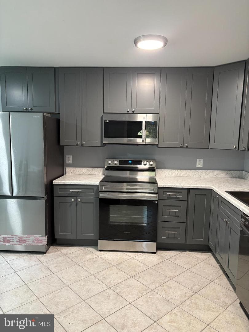 10665 Farys Mill Road photo 3