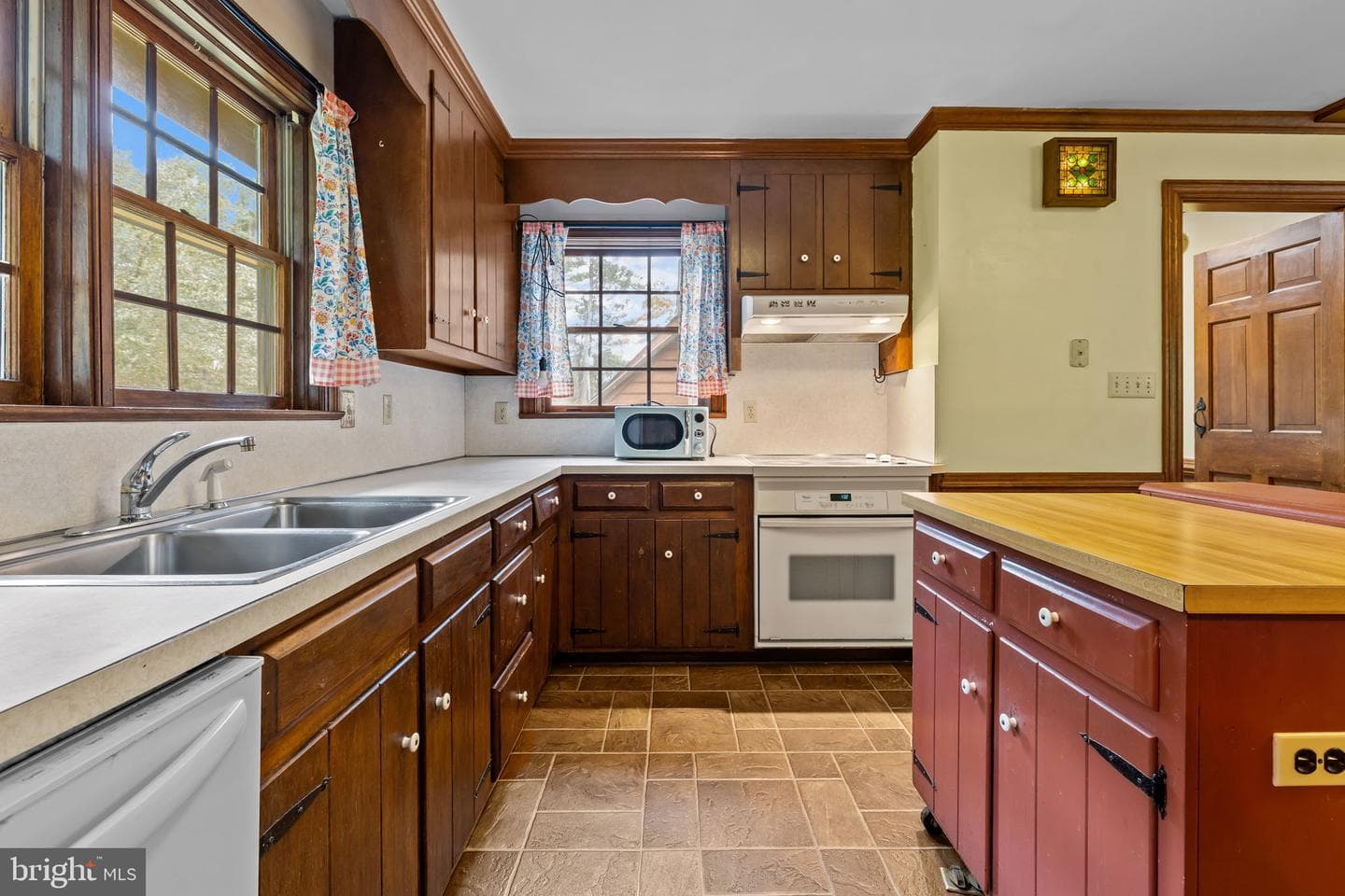 6559 Creek Road photo 18
