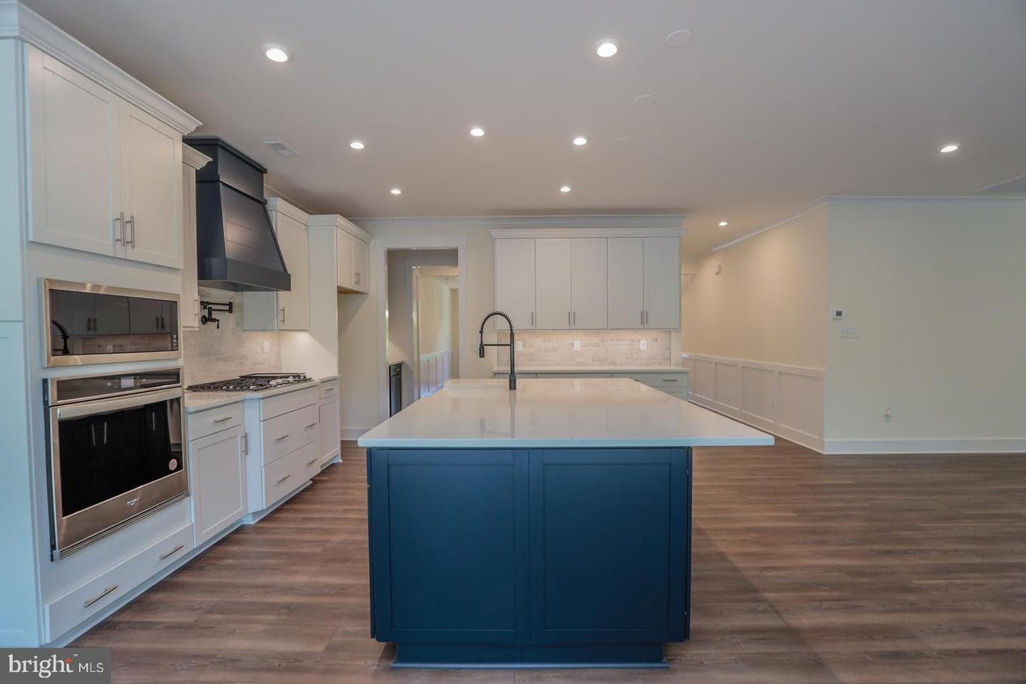 16877 Watchman Way photo 2
