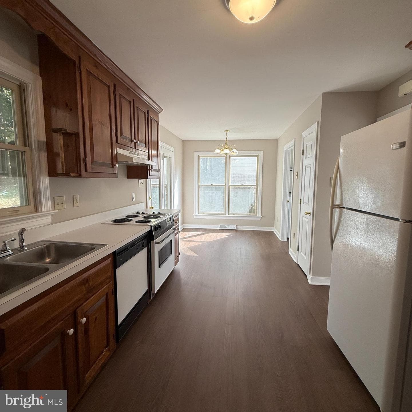 7362 River Pine Drive photo 11