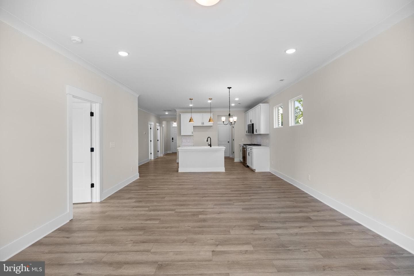 10263 Szalay Lane photo 7