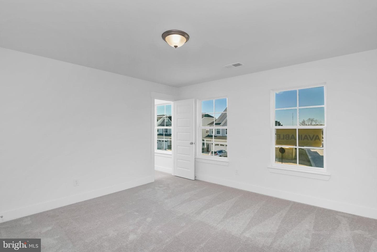 10243 Szalay Lane photo 8