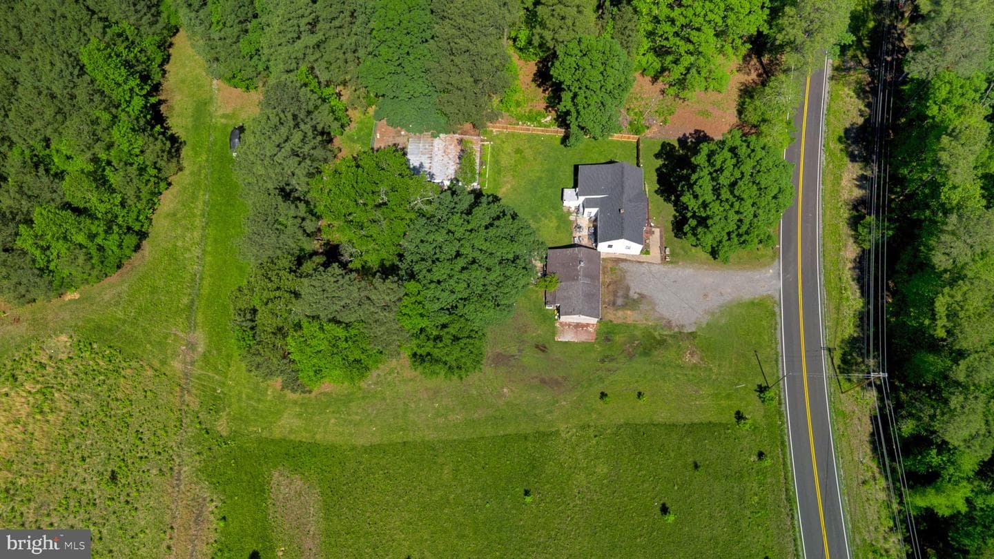 10439 Ashcake Road photo 14