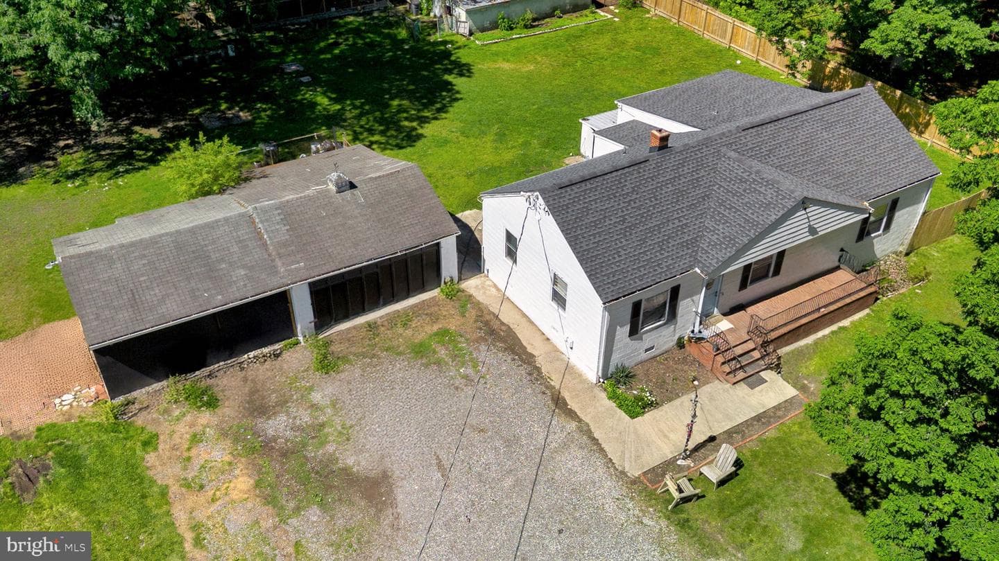 10439 Ashcake Road photo 19