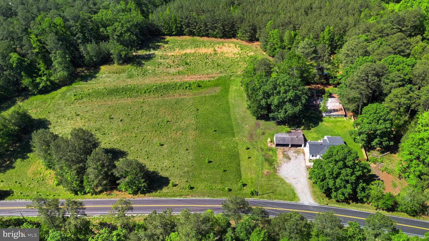 10439 Ashcake Road photo 9