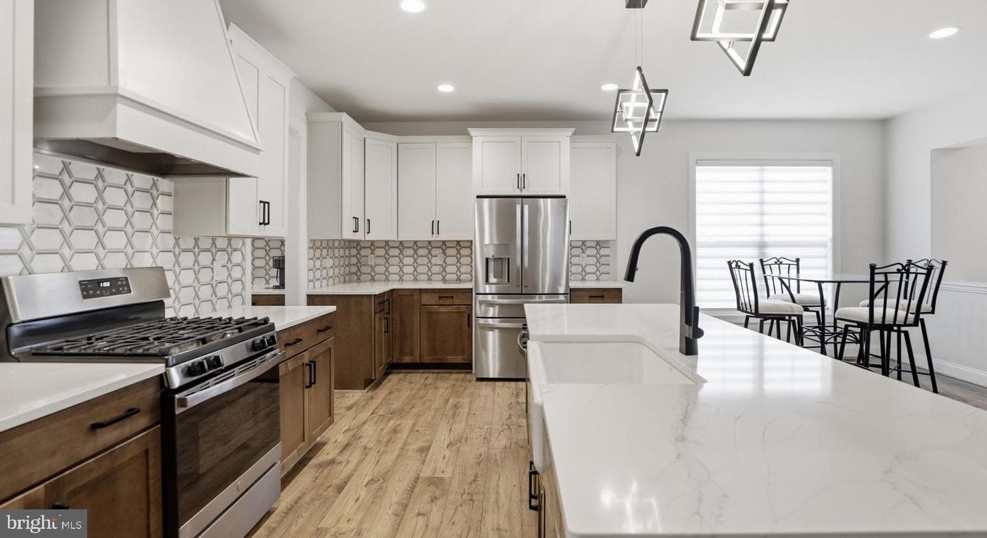 12108 Grandview Hill Court photo 22