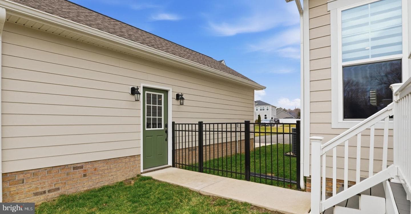 12108 Grandview Hill Court photo 7