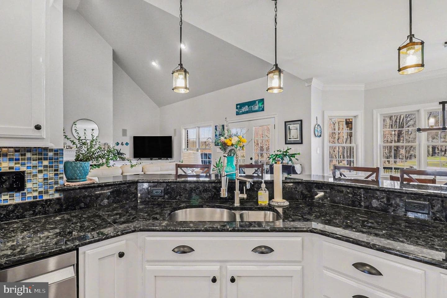 16225 Parrish Farm Road photo 10