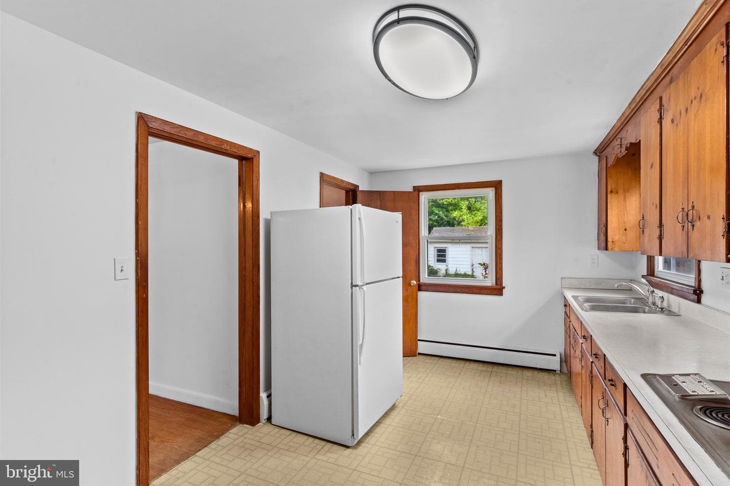 408 Wesley Street photo 25
