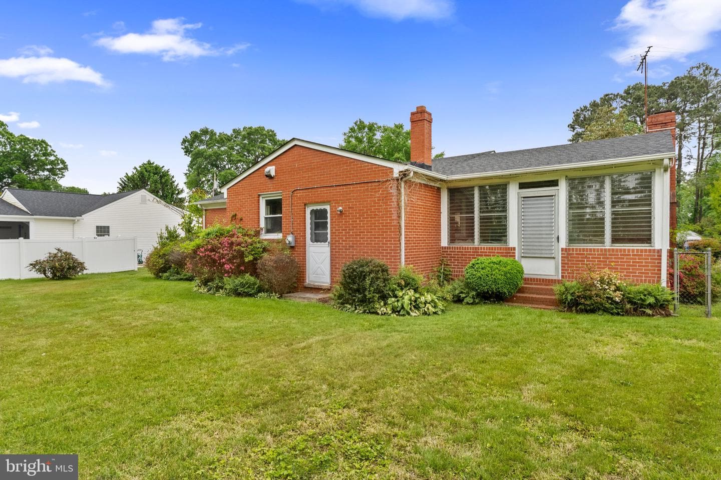 408 Wesley Street photo 32