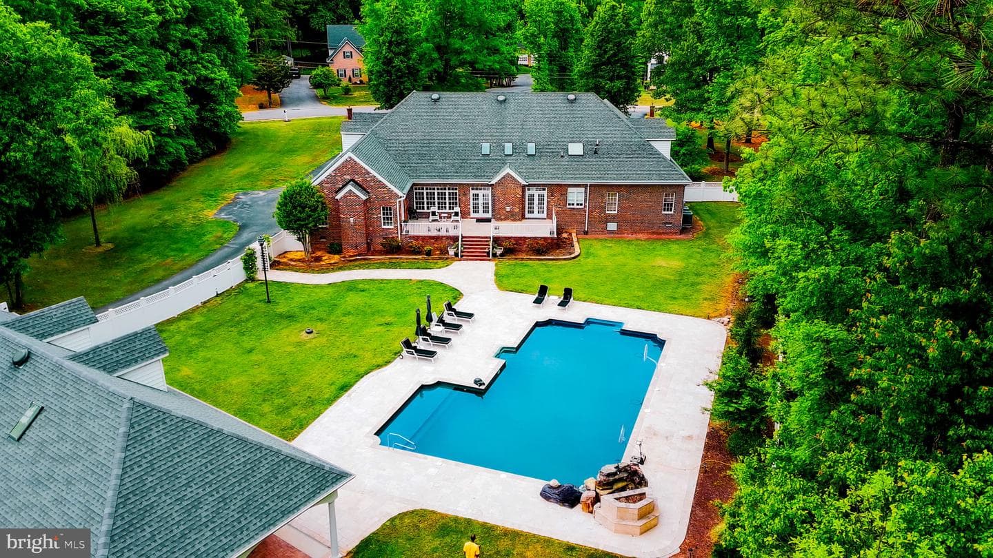 11029 Brookhollow Drive photo 9