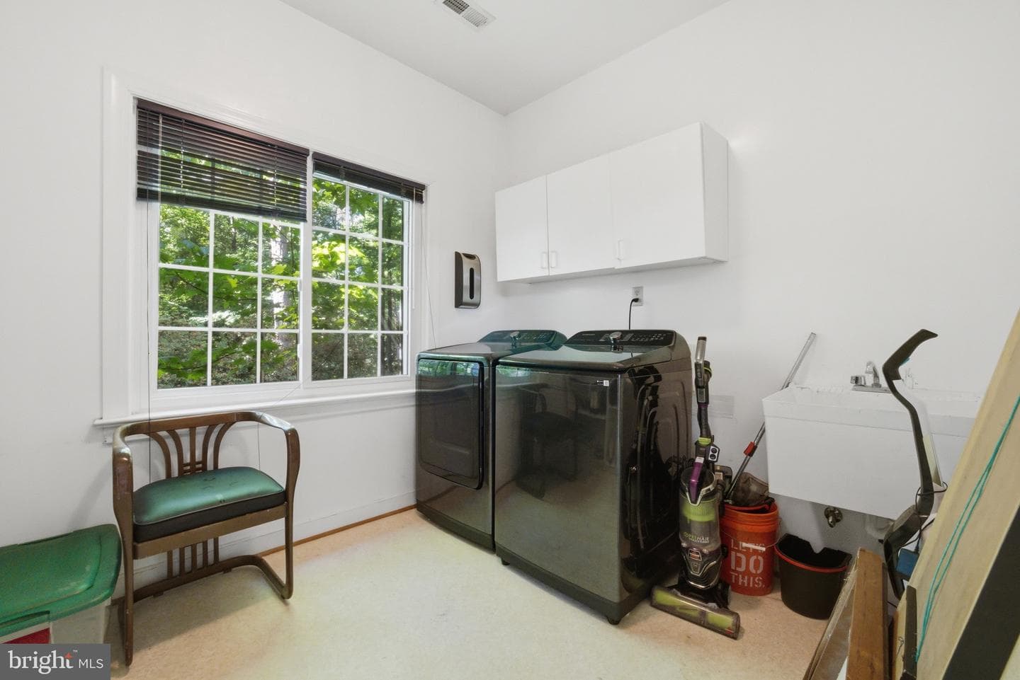 8267 Hanover Grove Boulevard photo 39