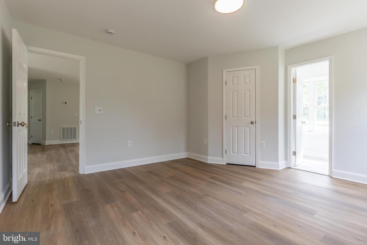 12491 Clinton Heights Drive photo 24