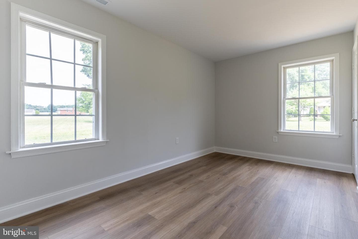 12491 Clinton Heights Drive photo 27