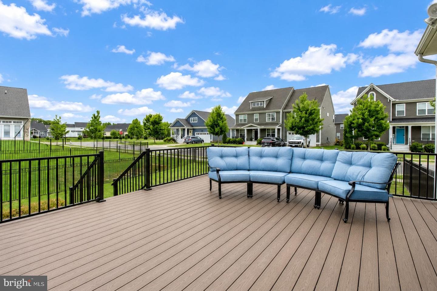 8500 Chippingford Lane photo 35