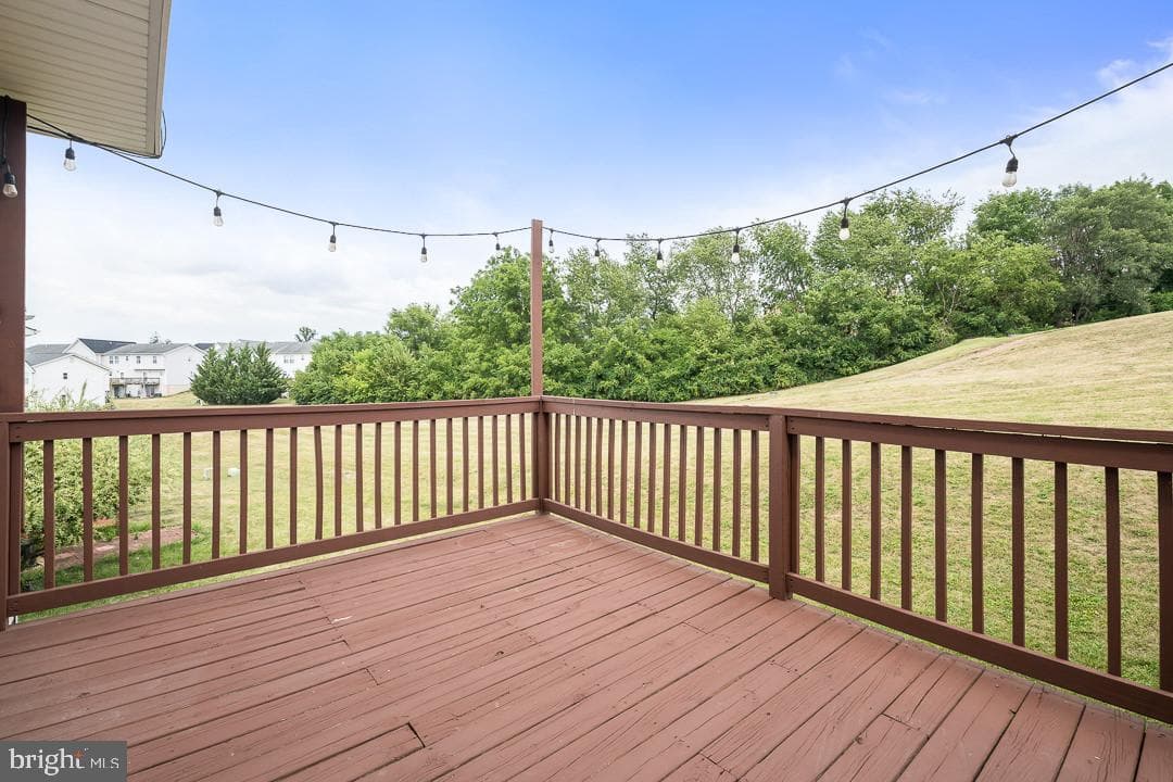 180 Emerson Lane photo 30