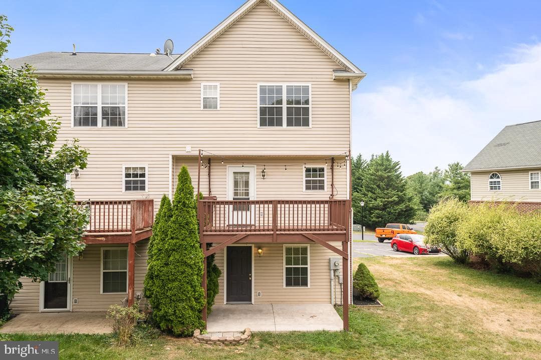 180 Emerson Lane photo 40