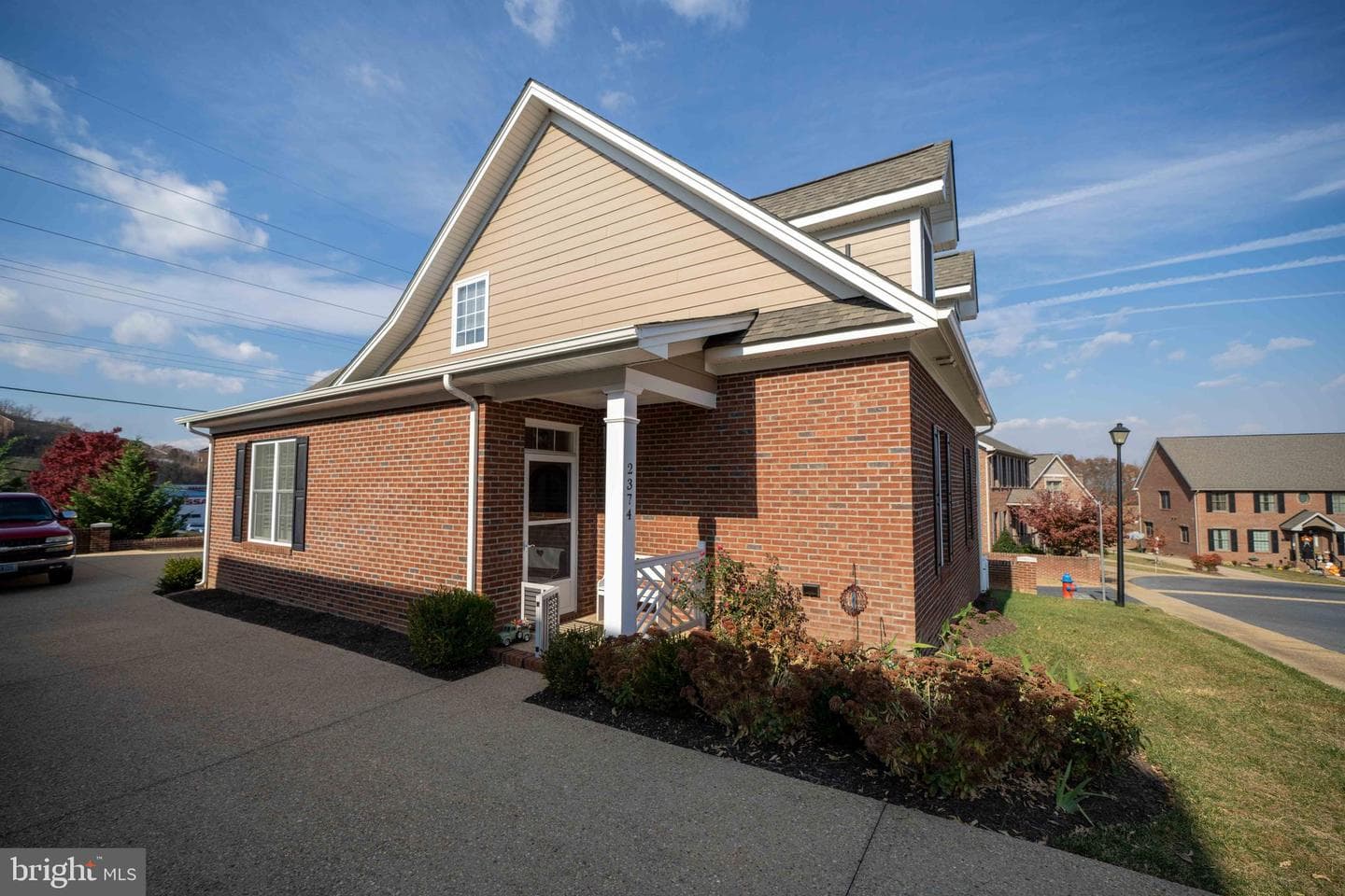 2374 Alston Circle photo 32