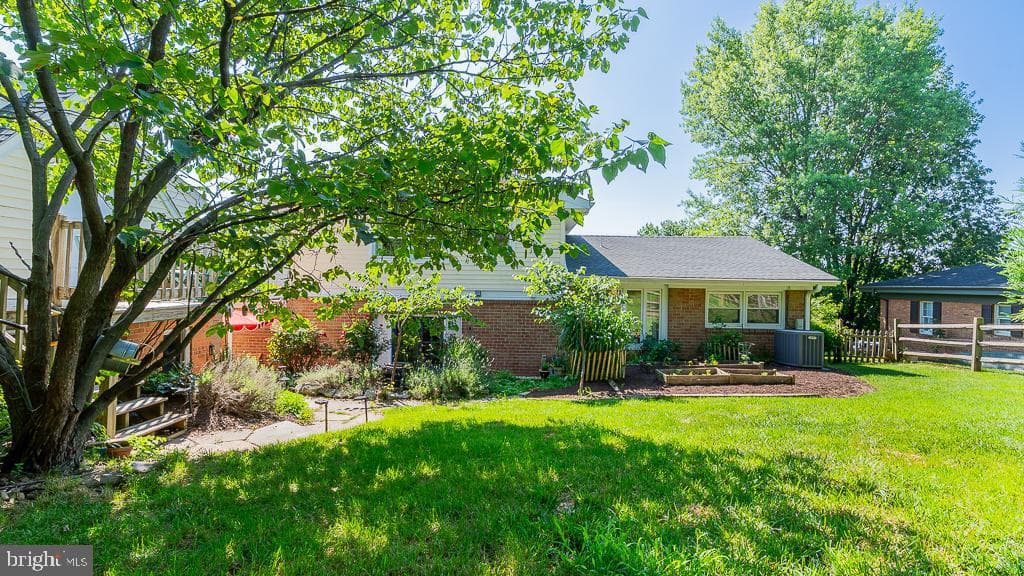451 Myers Avenue photo 65
