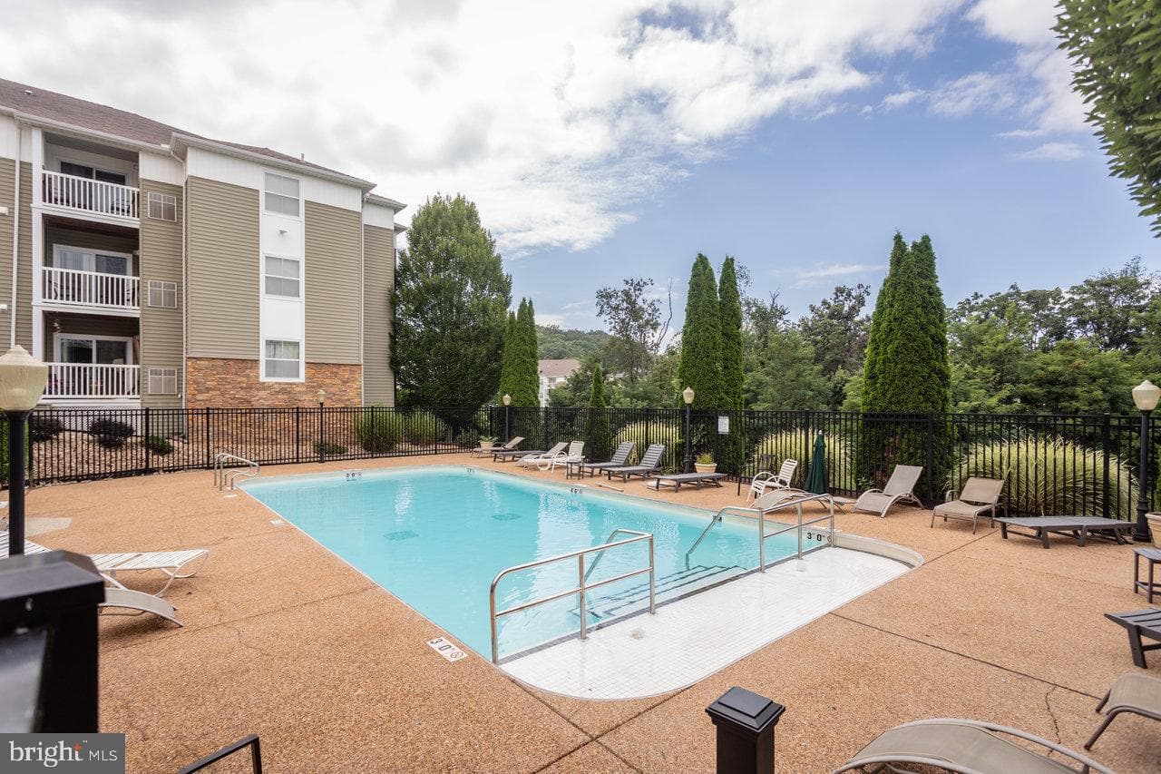 510 Davis Mills Drive #202 photo 2