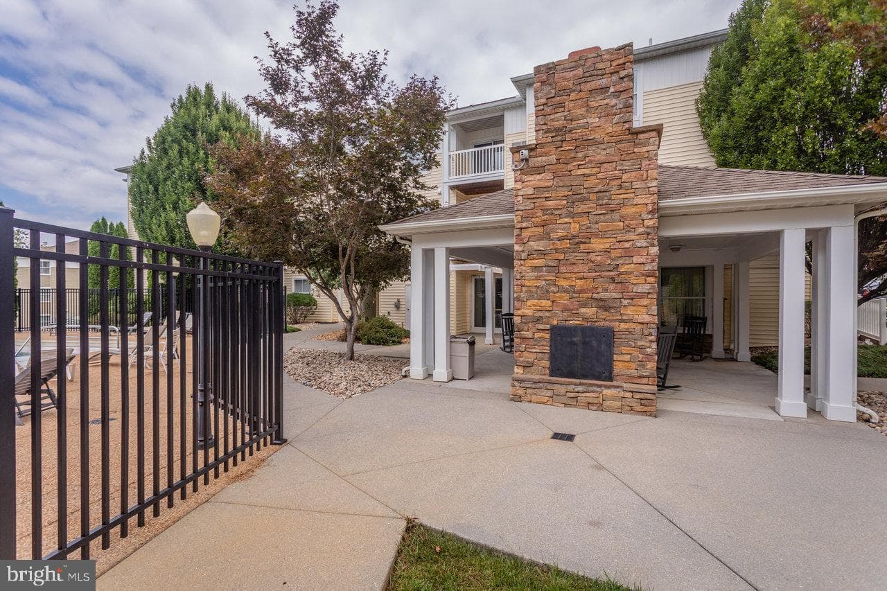 510 Davis Mills Drive #202 photo 26